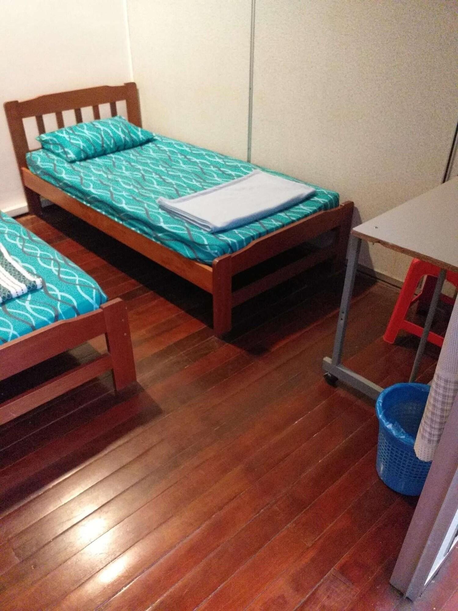 Discovery Youth Hostel Малакка Экстерьер фото