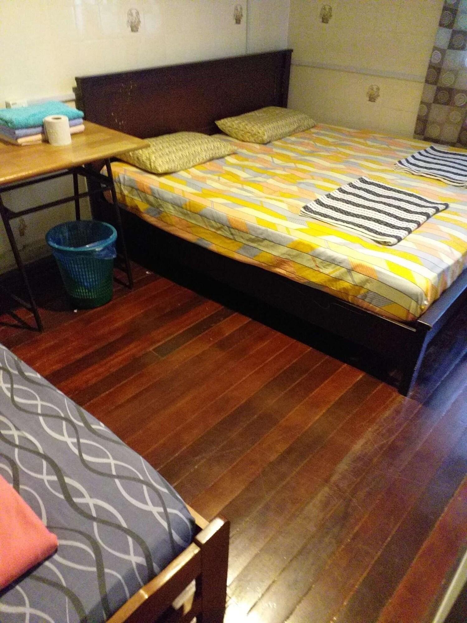 Discovery Youth Hostel Малакка Экстерьер фото